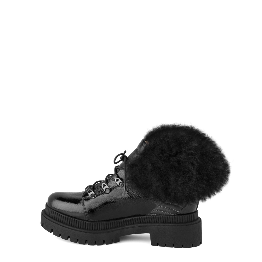 GISSE BLACK