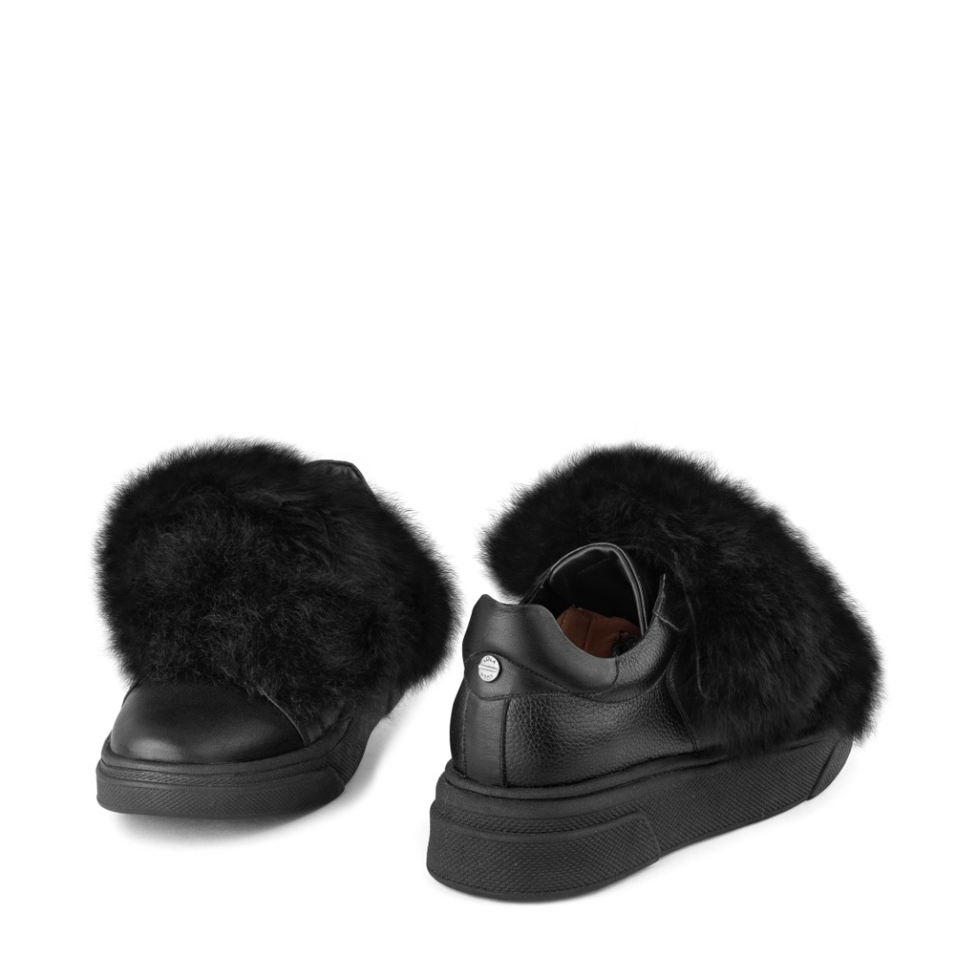 VARIE BLACK